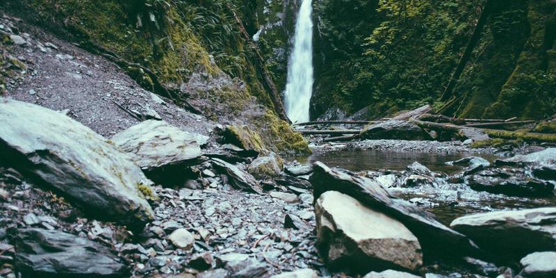 波动市场中的再平衡策略：资产管理的关键纪律与资产配置调整艺术