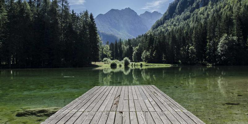 财富管理新思维：如何通过QDII与港股通实现全球资产配置，有效分散地域风险 | 君泰鼎投资理财指南