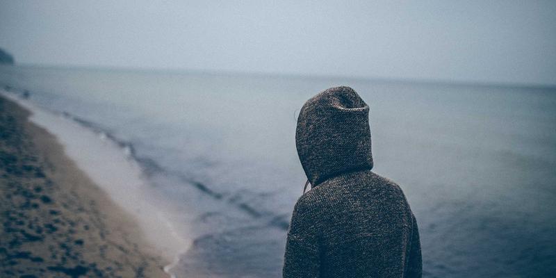 黑天鹅事件下的资产管理智慧：构建韧性资产配置抵御极端市场风险